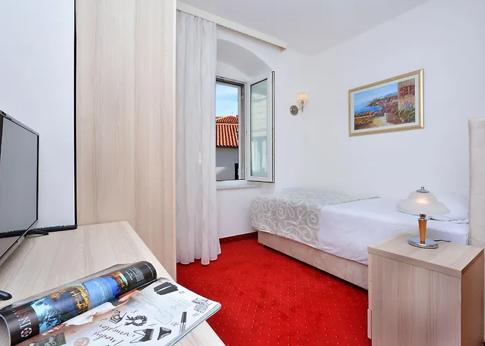 Adriana Szálloda 3*