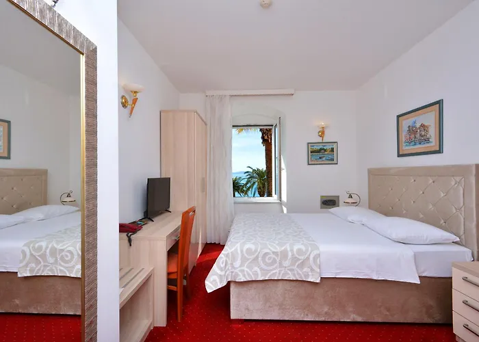 Adriana Szálloda 3*