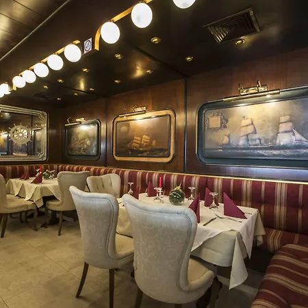 Adriana Готель Спліт