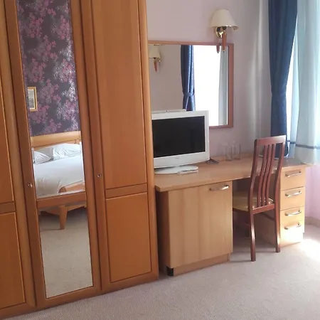 Adriana Готель 3*