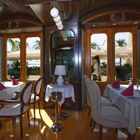 Adriana Готель