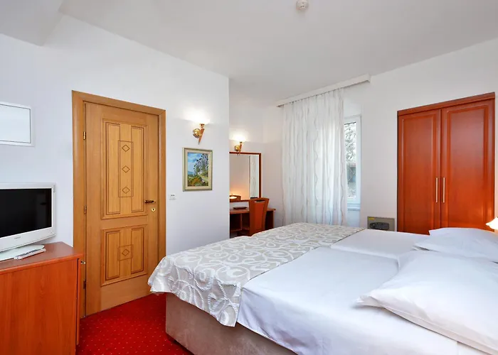 Adriana 3* Сплит