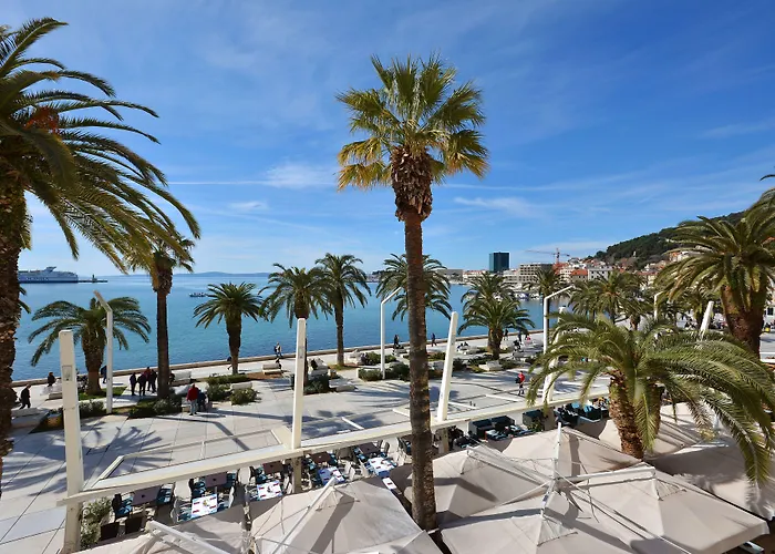 Adriana Отель 3*